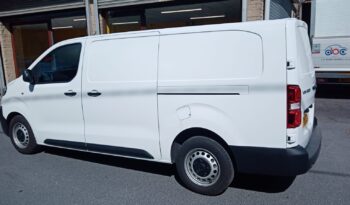 Vauxhall Vivaro Van full